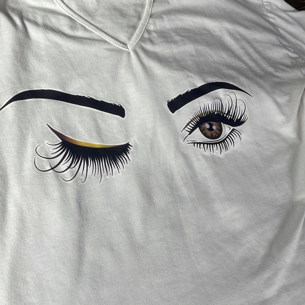 CBR eyes print cutout relaxed tee EUC Size M - Picture 3 of 6